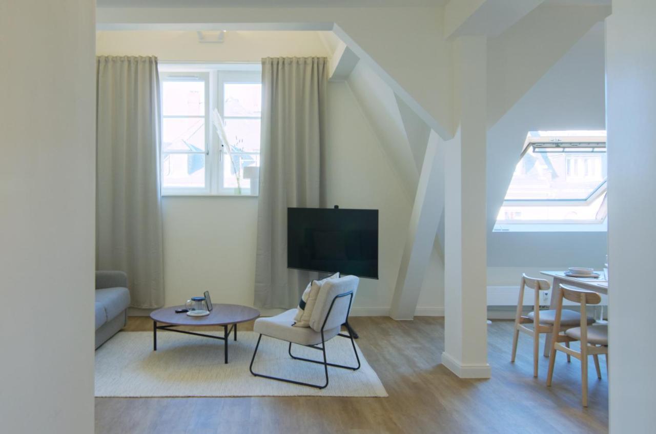 Vonbehling Boutique Apt. - Blick Ueber Die Daecher Wiesbaden Exteriér fotografie